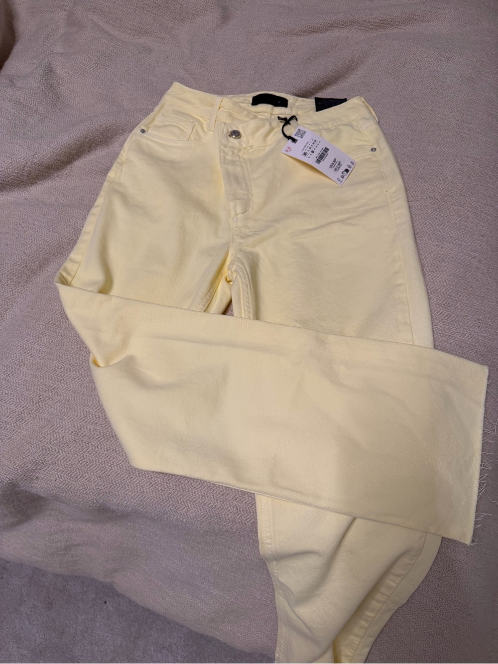 Zara Straight-Leg Jeans in Pale Yellow